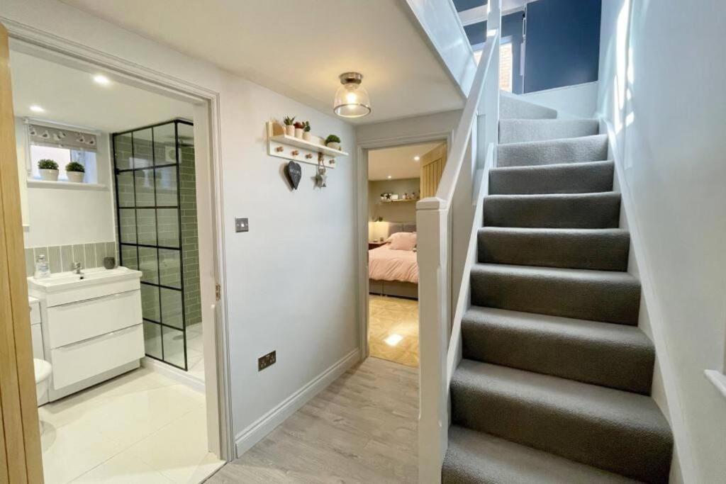 Villa Bournecoast: Beautiful Two Bed Coach House-Hb5458 Bournemouth Exterior foto