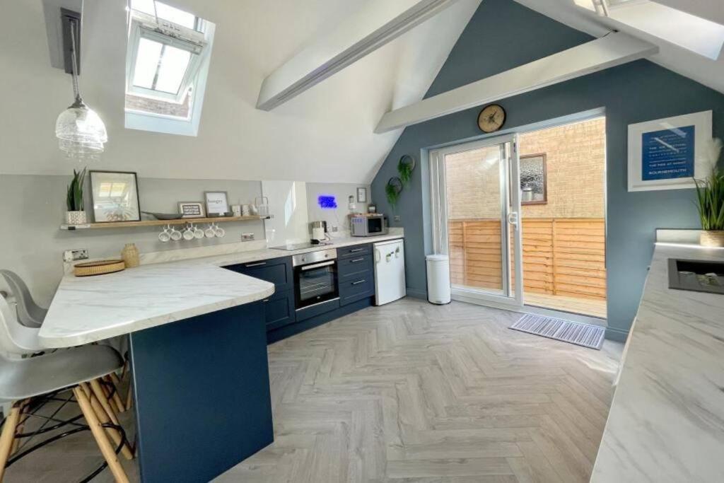 Villa Bournecoast: Beautiful Two Bed Coach House-Hb5458 Bournemouth Exterior foto